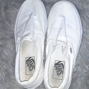 White off the wall skateboard slip on vans Men 5 Women 6.5